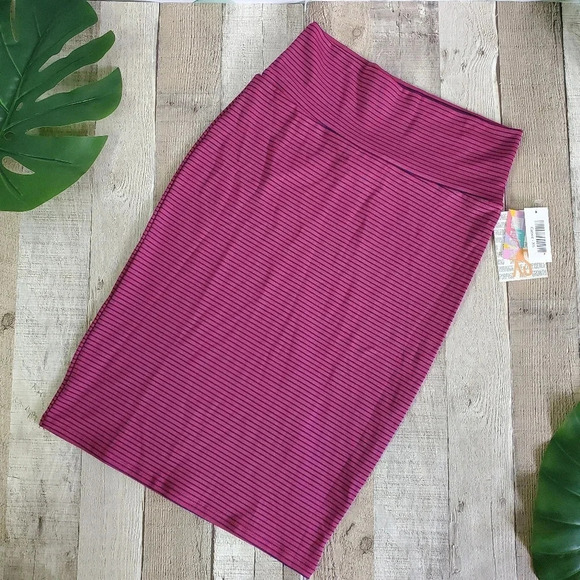 LuLaRoe Dresses & Skirts - LULAROE | Cassie Pencil Skirt in Raspberry Stripe sz XS